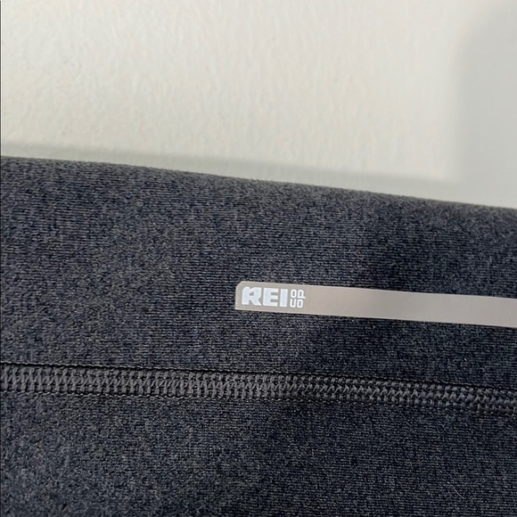 REI Coop Black Leggings Cropped Womens Small - Picture 2 of 11